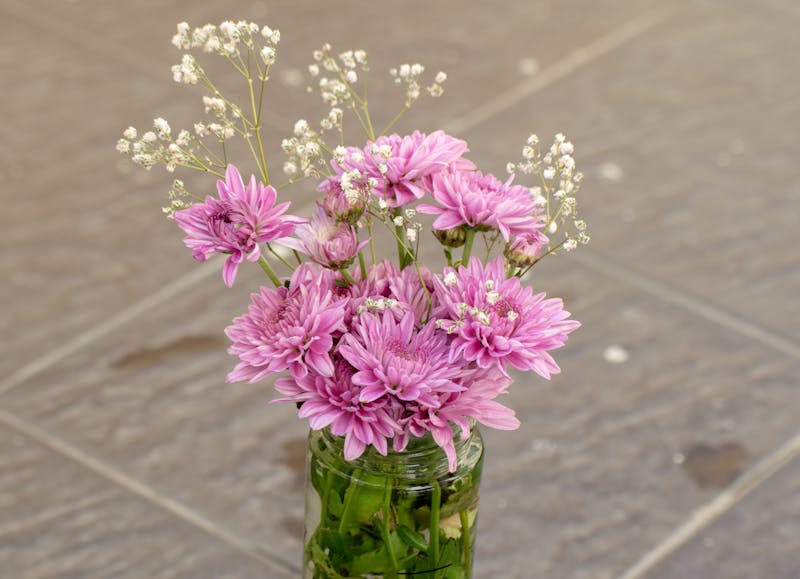 Petit bouquet pastel pour naissance