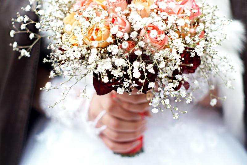 Arrangements floraux pour mariage, bouquets de mariée élégants
